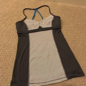 Like new Lulu tank